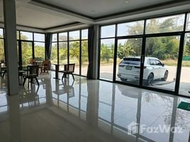 21 chambre Hotel for rent in Mueang Lampang Lampang, Bo Haeo, Mueang Lampang, Lampang, Thaïlande